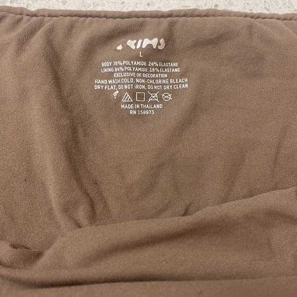 SKIMS Bandeau - Picture 3 of 5